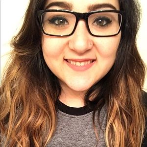 Meet your Posher, Leandra